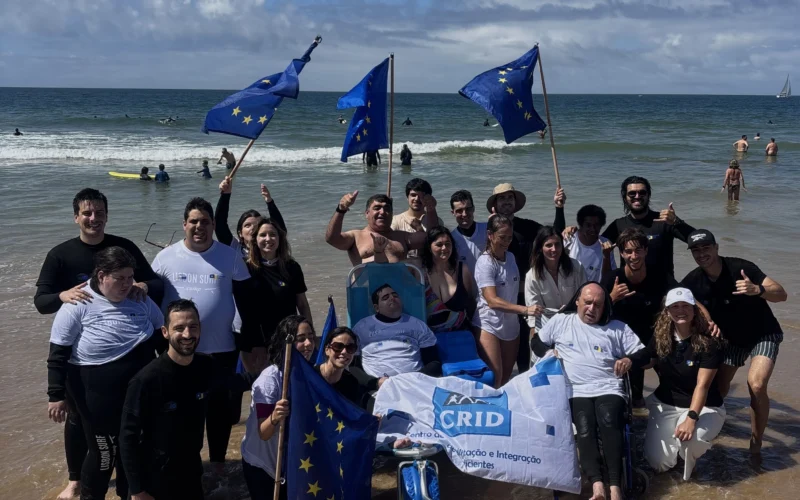 CRID participa no Tour de Surf Adaptado da Europe XXI e recebe a visita da Presidente do Parlamento Europeu